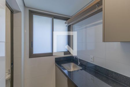 Apartamento à venda com 83m², 3 quartos e 2 vagas Apartamento à venda com 83m², 3 quartos e 2 vagasÁrea de Serviço