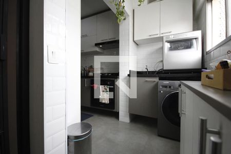 Apartamento para alugar com 72m², 2 quartos e 1 vagaÁrea de Serviço