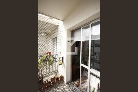 Apartamento para alugar com 72m², 2 quartos e 1 vagaVaranda