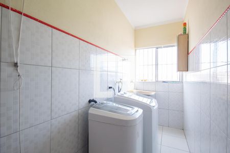 Casa para alugar com 300m², 3 quartos e 2 vagas Casa para alugar com 300m², 3 quartos e 2 vagasÁrea de Serviço