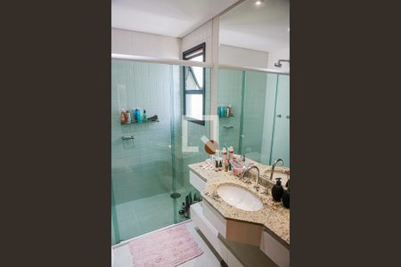 Apartamento à venda com 169m², 2 quartos e 3 vagasBanheiro da Suíte 2