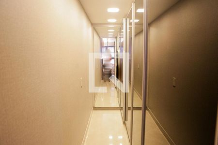 Apartamento à venda com 169m², 2 quartos e 3 vagasSuite 1 - Closet