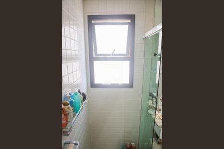 Apartamento à venda com 169m², 2 quartos e 3 vagasBanheiro da Suíte 2