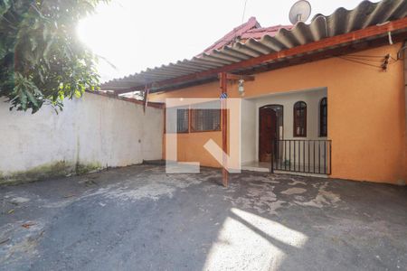 Casa à venda com 240m², 3 quartos e 3 vagasQuintal