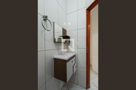 Casa à venda com 240m², 3 quartos e 3 vagasBanheiro Social