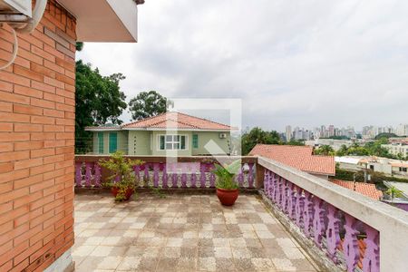 Casa para alugar com 480m², 4 quartos e 8 vagasSuíte - Varanda