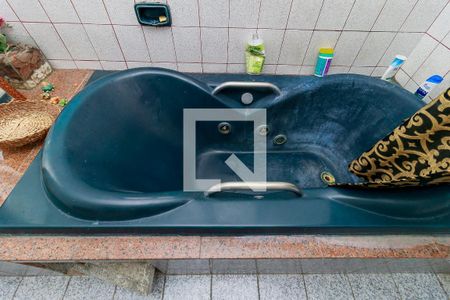 Casa para alugar com 480m², 4 quartos e 8 vagasSuíte - Banheiro