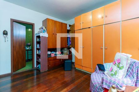 Casa para alugar com 480m², 4 quartos e 8 vagasSuíte 2