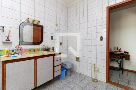 Casa para alugar com 480m², 4 quartos e 8 vagasSuíte - Banheiro