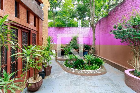 Casa para alugar com 480m², 4 quartos e 8 vagasÁrea Externa