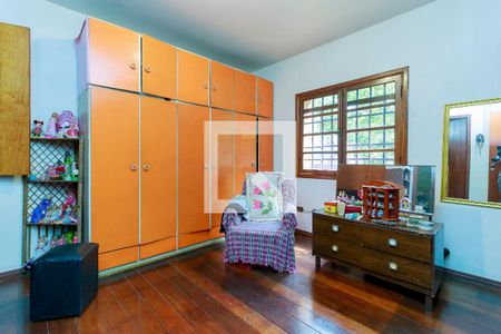 Casa para alugar com 480m², 4 quartos e 8 vagasSuíte 2