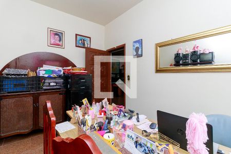 Casa para alugar com 480m², 4 quartos e 8 vagasEscritório