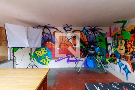 Casa para alugar com 480m², 4 quartos e 8 vagasEstudio