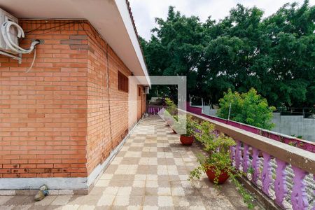 Casa para alugar com 480m², 4 quartos e 8 vagasSuíte - Varanda