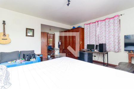 Casa para alugar com 480m², 4 quartos e 8 vagasSuíte