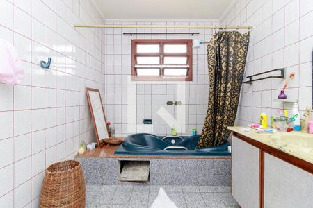 Casa para alugar com 480m², 4 quartos e 8 vagasSuíte - Banheiro