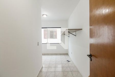 Casa à venda com 140m², 4 quartos e 2 vagasQuarto Externo