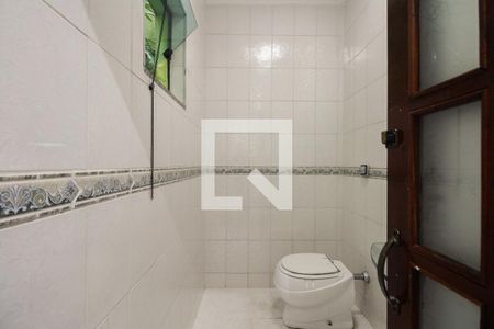 Lavabo de casa à venda com 4 quartos, 140m² em Jardim Textil, São Paulo