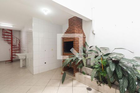 Casa à venda com 140m², 4 quartos e 2 vagasQuintal - Churrasqueira