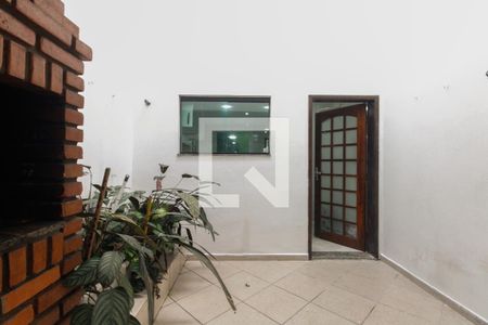 Casa à venda com 140m², 4 quartos e 2 vagasQuintal - Churrasqueira