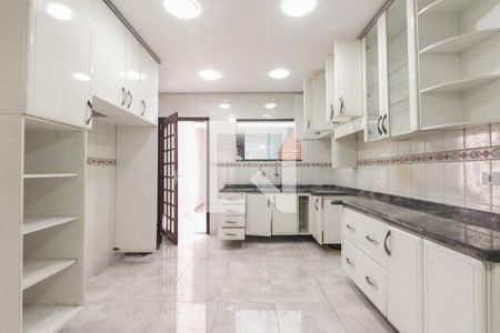 Casa à venda com 140m², 4 quartos e 2 vagasCozinha