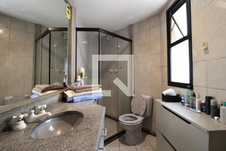 Apartamento à venda com 155m², 4 quartos e 3 vagasBanheiro da suíte 3 