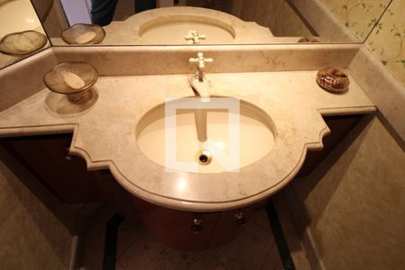 Apartamento à venda com 155m², 4 quartos e 3 vagasDetalhe lavabo 