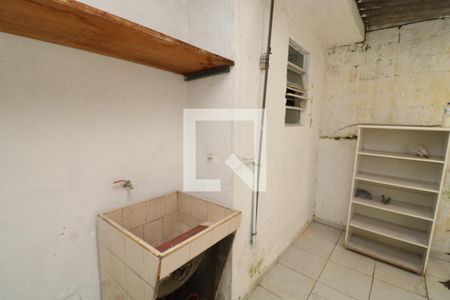 Casa à venda com 100m², 2 quartos e 1 vagaÁrea de Serviço