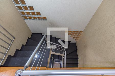 Casa à venda com 224m², 3 quartos e 4 vagasEscada Dormitórios