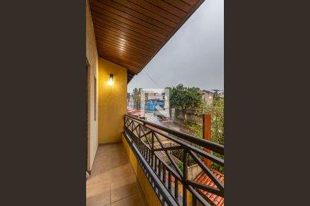 Casa à venda com 224m², 3 quartos e 4 vagasVaranda da Suite