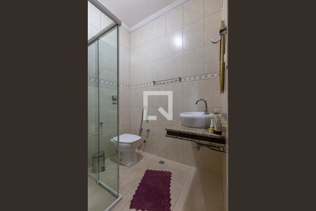 Casa à venda com 224m², 3 quartos e 4 vagasBanheiro