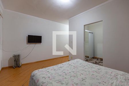 Casa à venda com 224m², 3 quartos e 4 vagasSuite