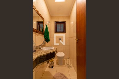 Lavabo de casa para alugar com 3 quartos, 224m² em Vila Pires, Santo André