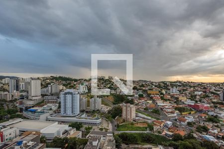Apartamento à venda com 114m², 2 quartos e 3 vagasVaranda da Sala 2