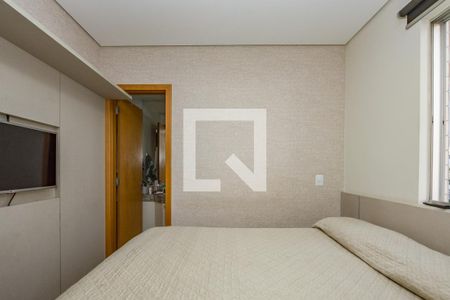 Apartamento à venda com 114m², 2 quartos e 3 vagasSuíte