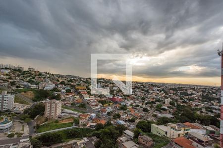 Apartamento à venda com 114m², 2 quartos e 3 vagasVaranda da Sala 2