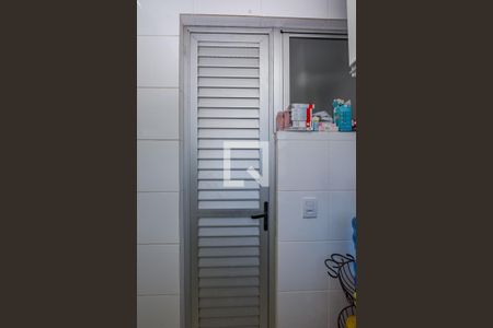 Apartamento à venda com 114m², 2 quartos e 3 vagasBanheiro de serviço