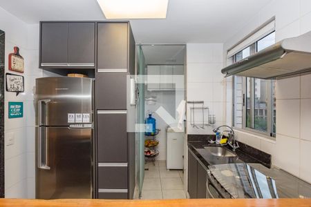 Apartamento à venda com 114m², 2 quartos e 3 vagasCozinha