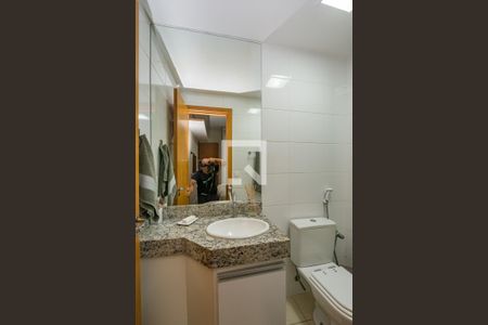 Apartamento à venda com 114m², 2 quartos e 3 vagasBanheiro da Suíte