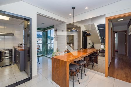 Sala 1 de apartamento à venda com 2 quartos, 114m² em Buritis, Belo Horizonte