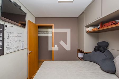 Apartamento à venda com 114m², 2 quartos e 3 vagasQuarto 2