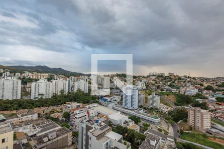 Apartamento à venda com 114m², 2 quartos e 3 vagasVaranda da Sala 2