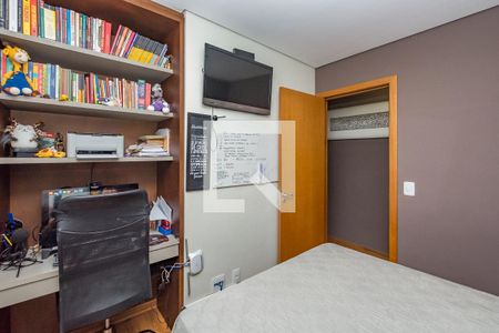 Apartamento à venda com 114m², 2 quartos e 3 vagasQuarto 2