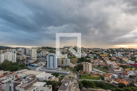 Apartamento à venda com 114m², 2 quartos e 3 vagasSuíte