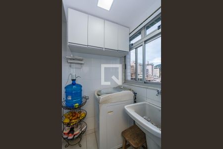 Apartamento à venda com 114m², 2 quartos e 3 vagasÁrea de Serviço