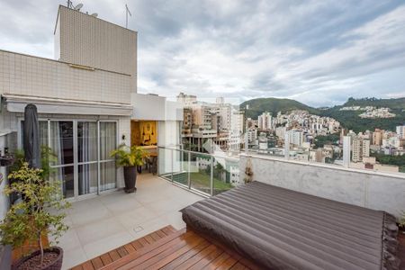 Apartamento à venda com 114m², 2 quartos e 3 vagasVaranda da Sala 2