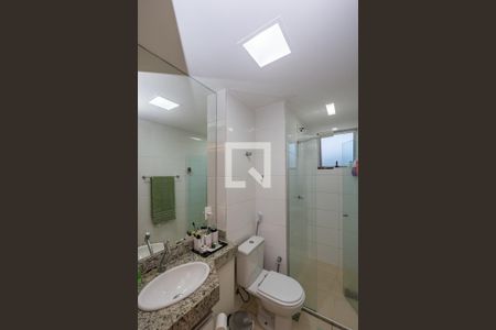 Apartamento à venda com 114m², 2 quartos e 3 vagasBanheiro Social