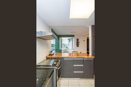 Apartamento à venda com 114m², 2 quartos e 3 vagasCozinha