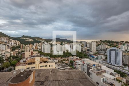 Apartamento à venda com 114m², 2 quartos e 3 vagasQuarto 2