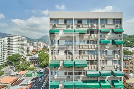Quarto 2 Vista de apartamento à venda com 2 quartos, 82m² em Vila Isabel, Rio de Janeiro
